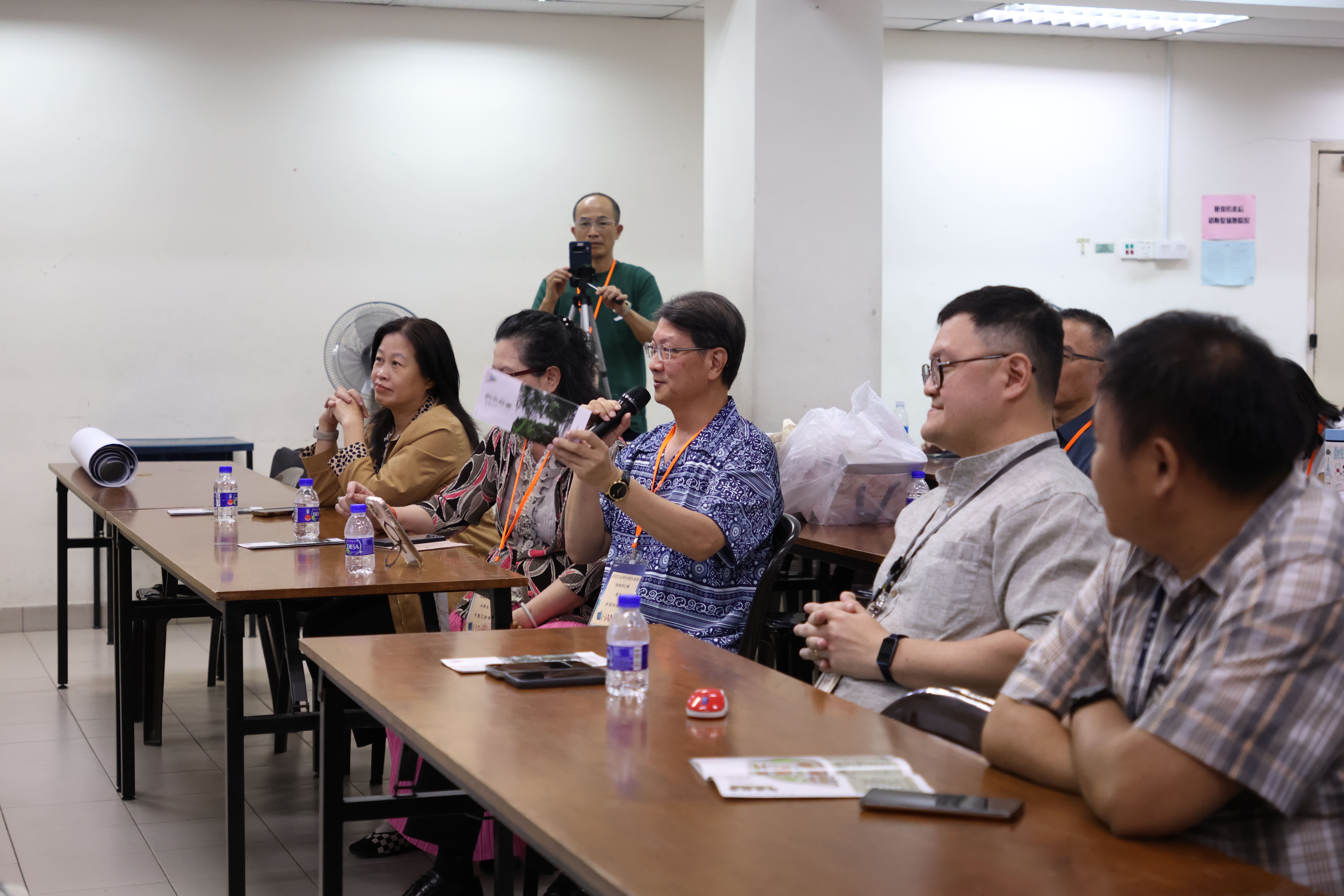 台湾中学生跨域专题国际论坛参访团莅临宽柔中学古来分校交流访问