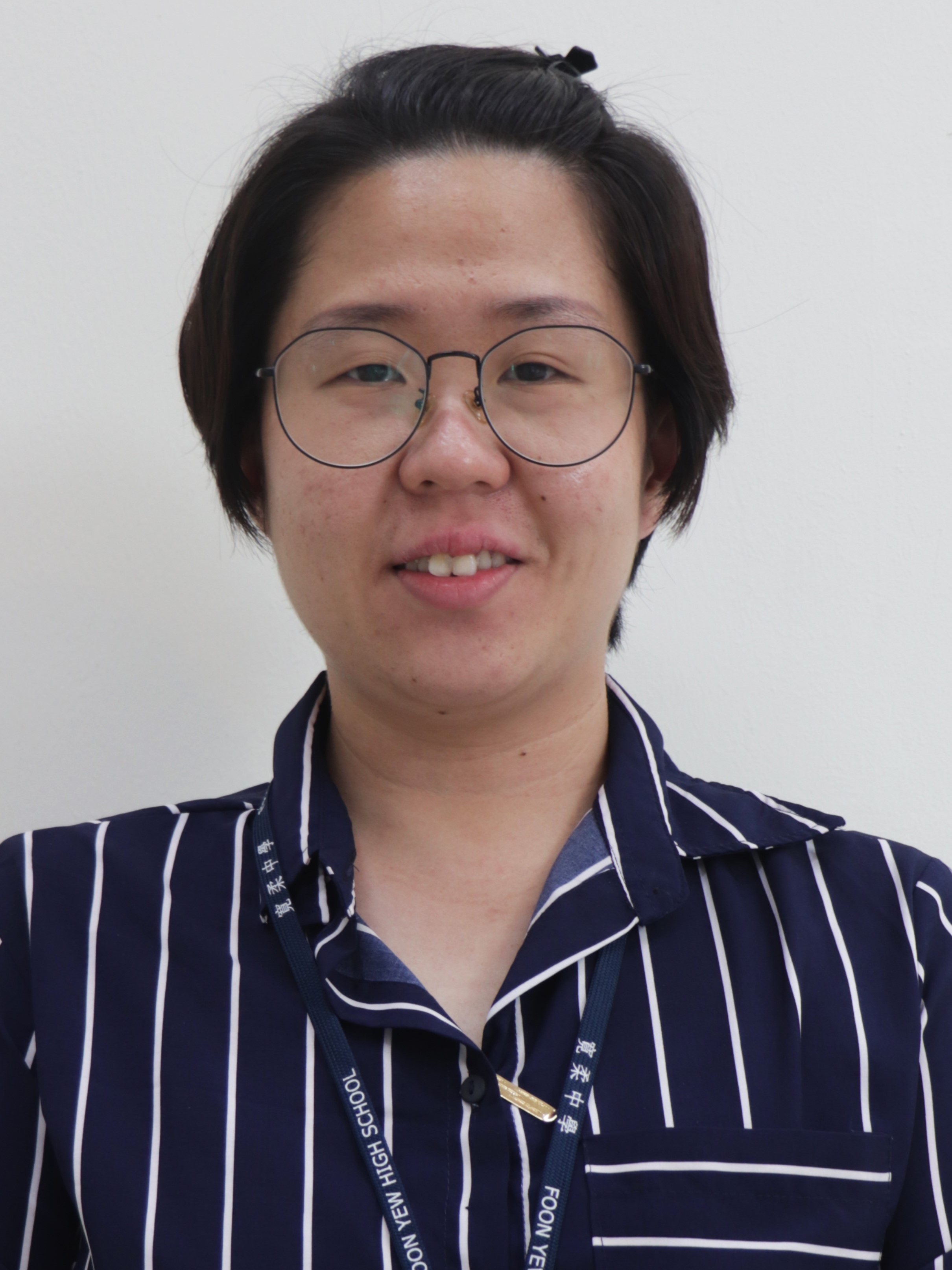 黄丝尹